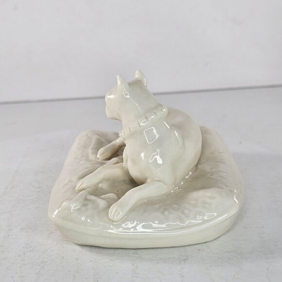 Belleek Pottery Boxer Dog Figurine On Cushion Pillow Porcelain Ireland Vintage - Picture 7 of 11